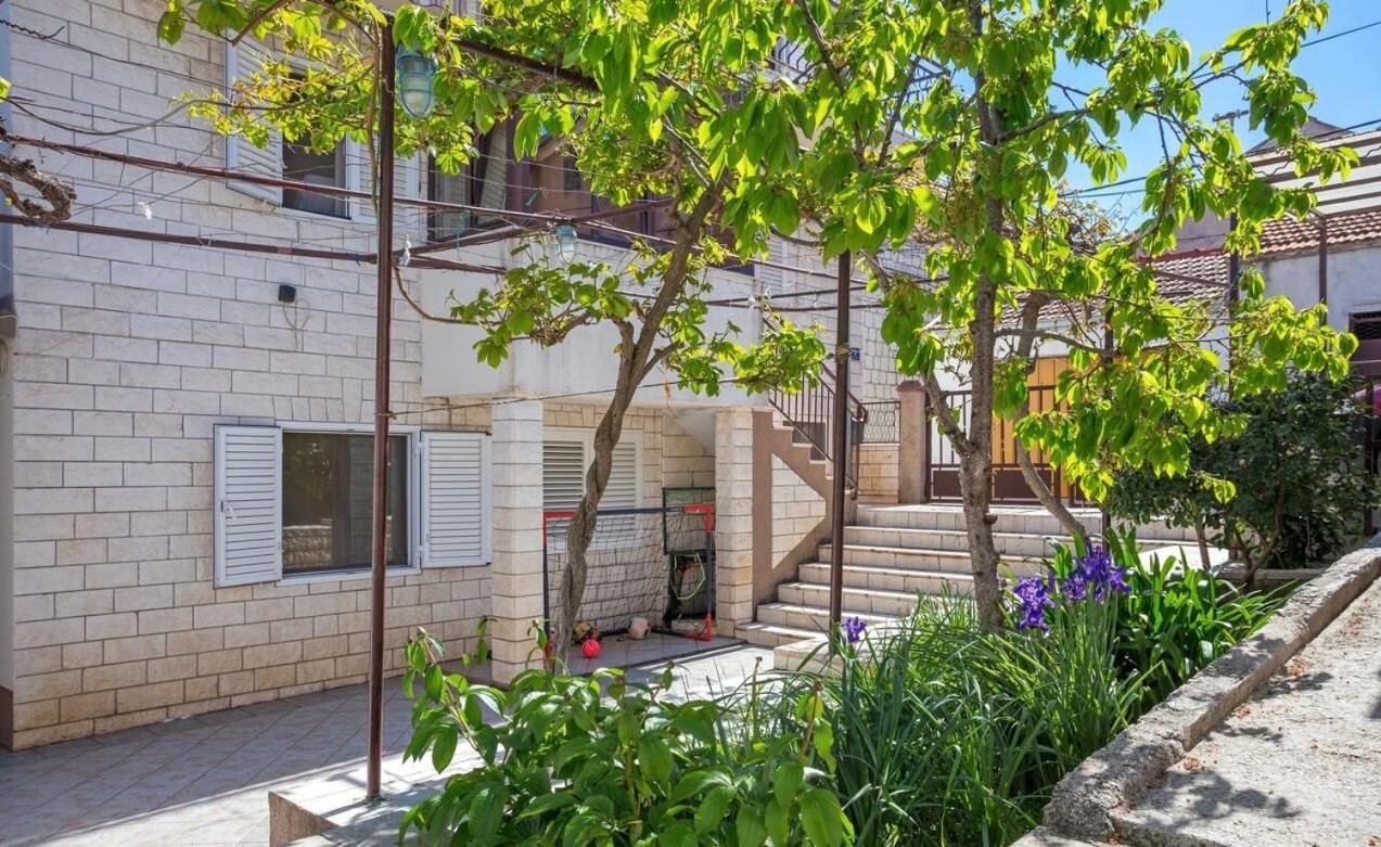 Apartman Bella Trogir Exteriör bild